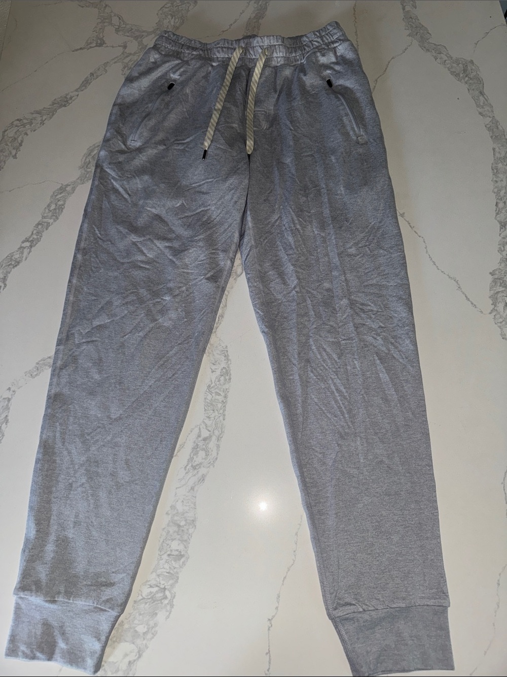 Vuori Light Grey Men's Jogger Sweatpants with Drawstring